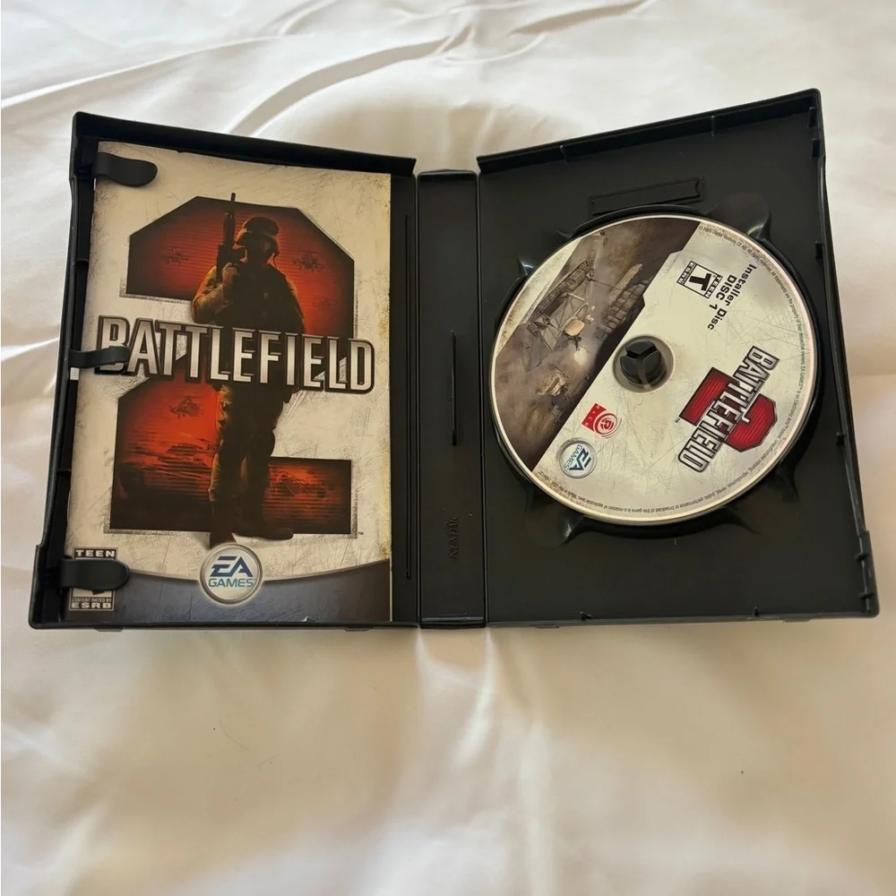 PC‎ CD-ROM video game Battlefield 2